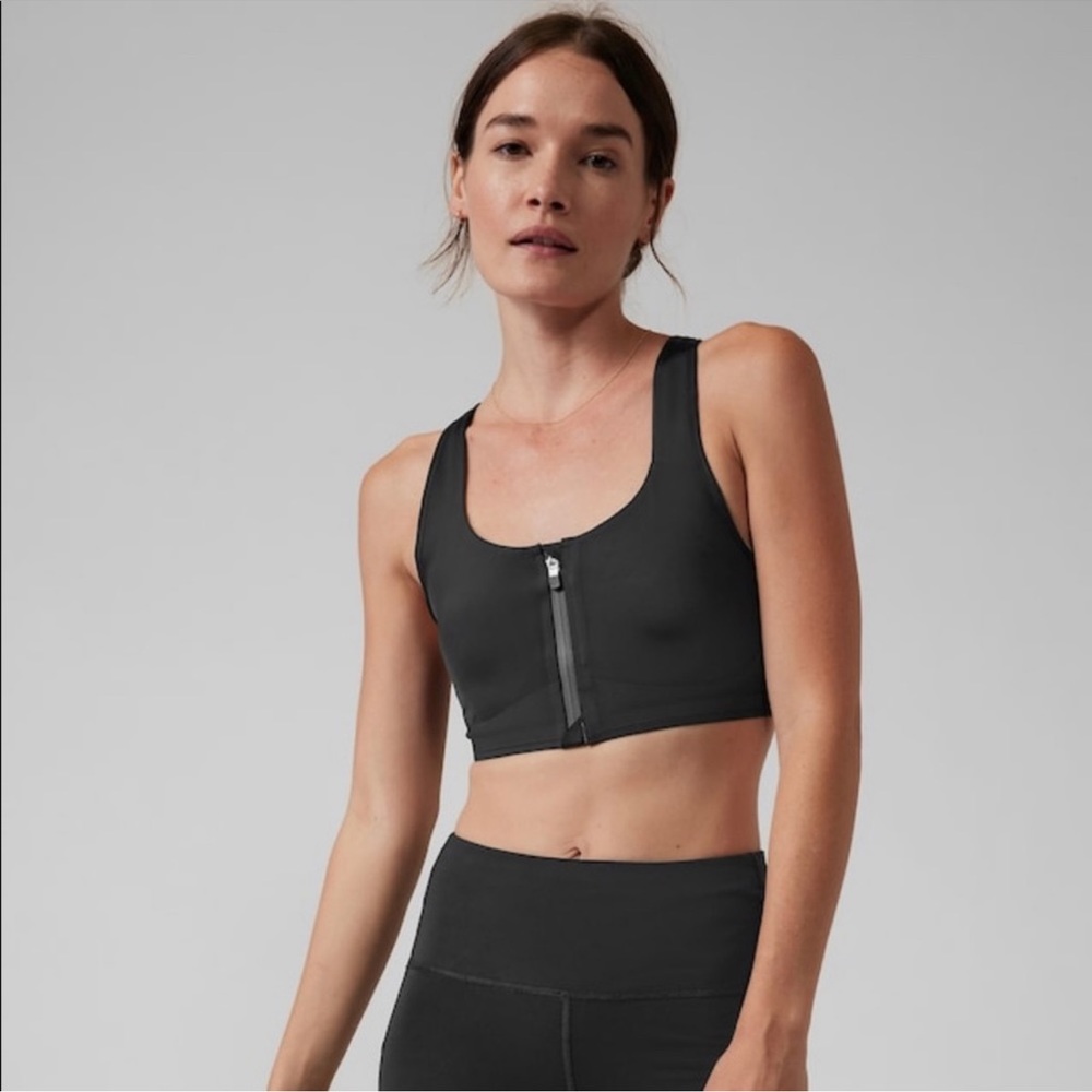NWT Athleta Empower ll Train Black Sports Bra M